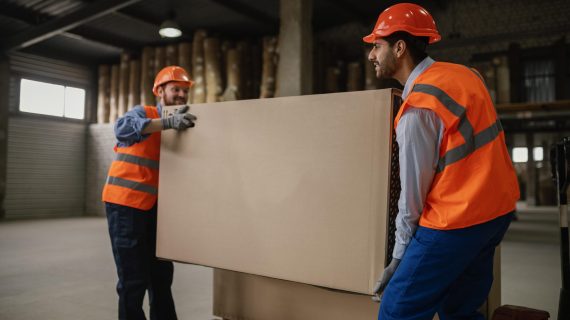 Penanganan Material secara Manual: Mengangkat